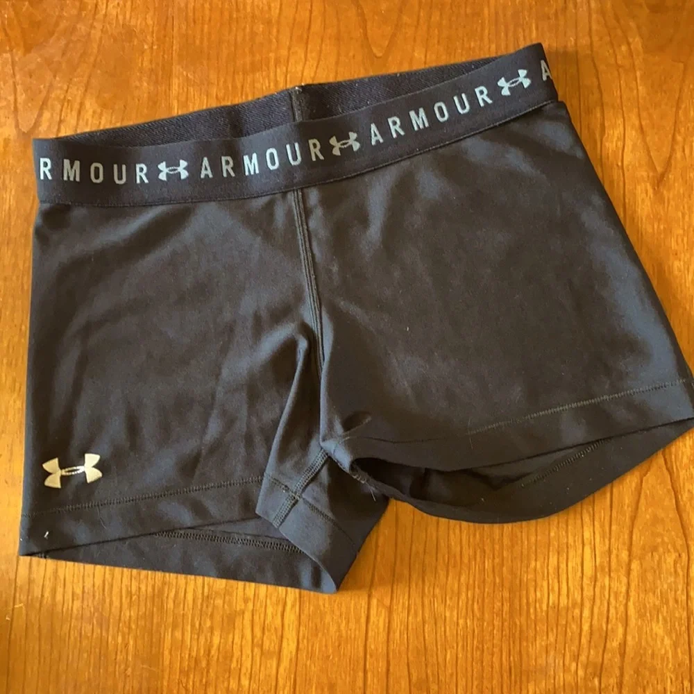 Under Armour black compression shorts sz M - Picture 1 of 4